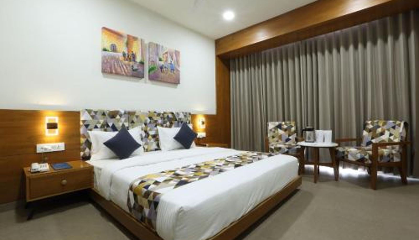 Zimmer - HOTEL FLOURISH INTERNATIONAL