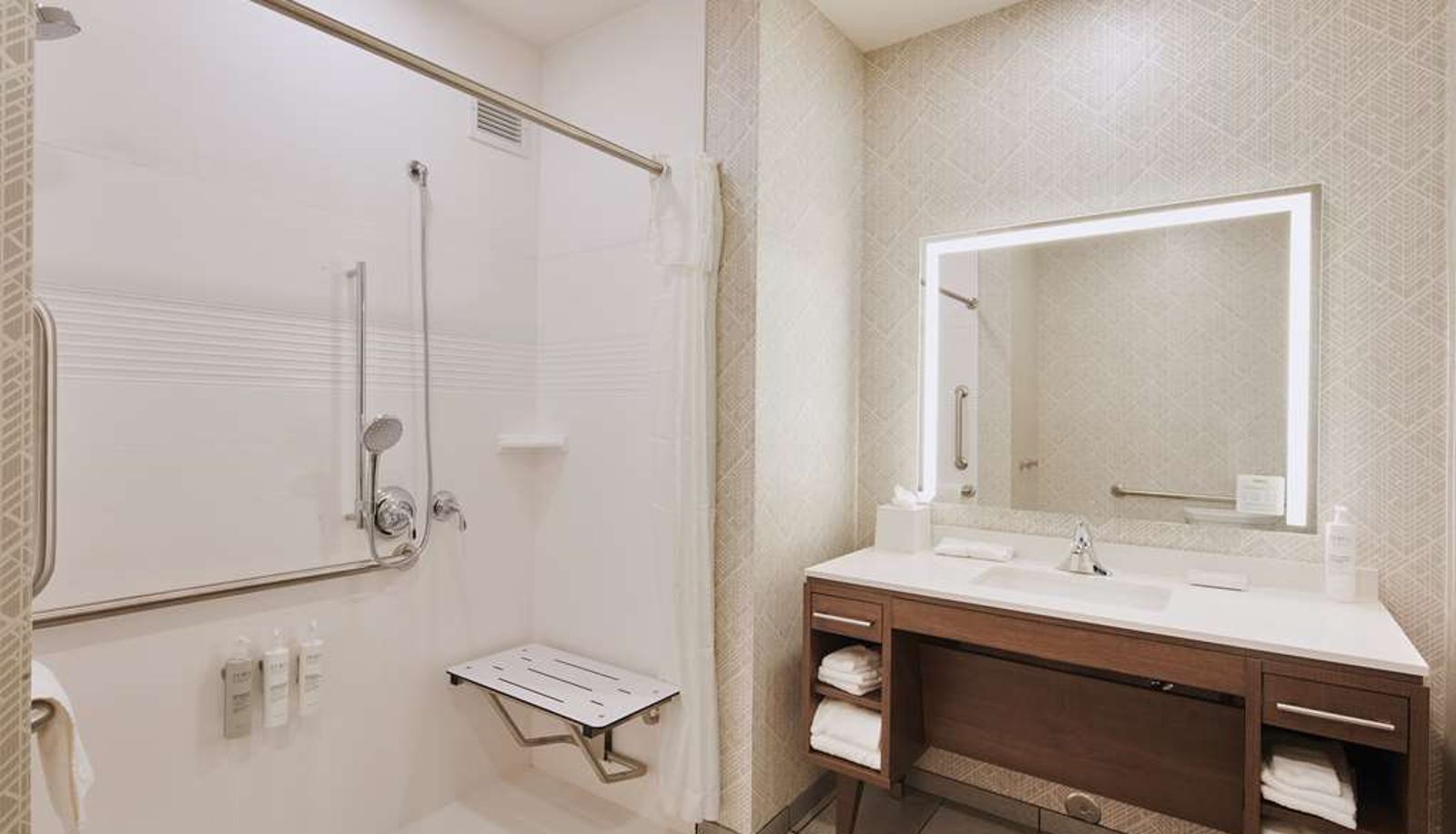 Habitación - Home2 Suites by Hilton Sacramento at CSUS