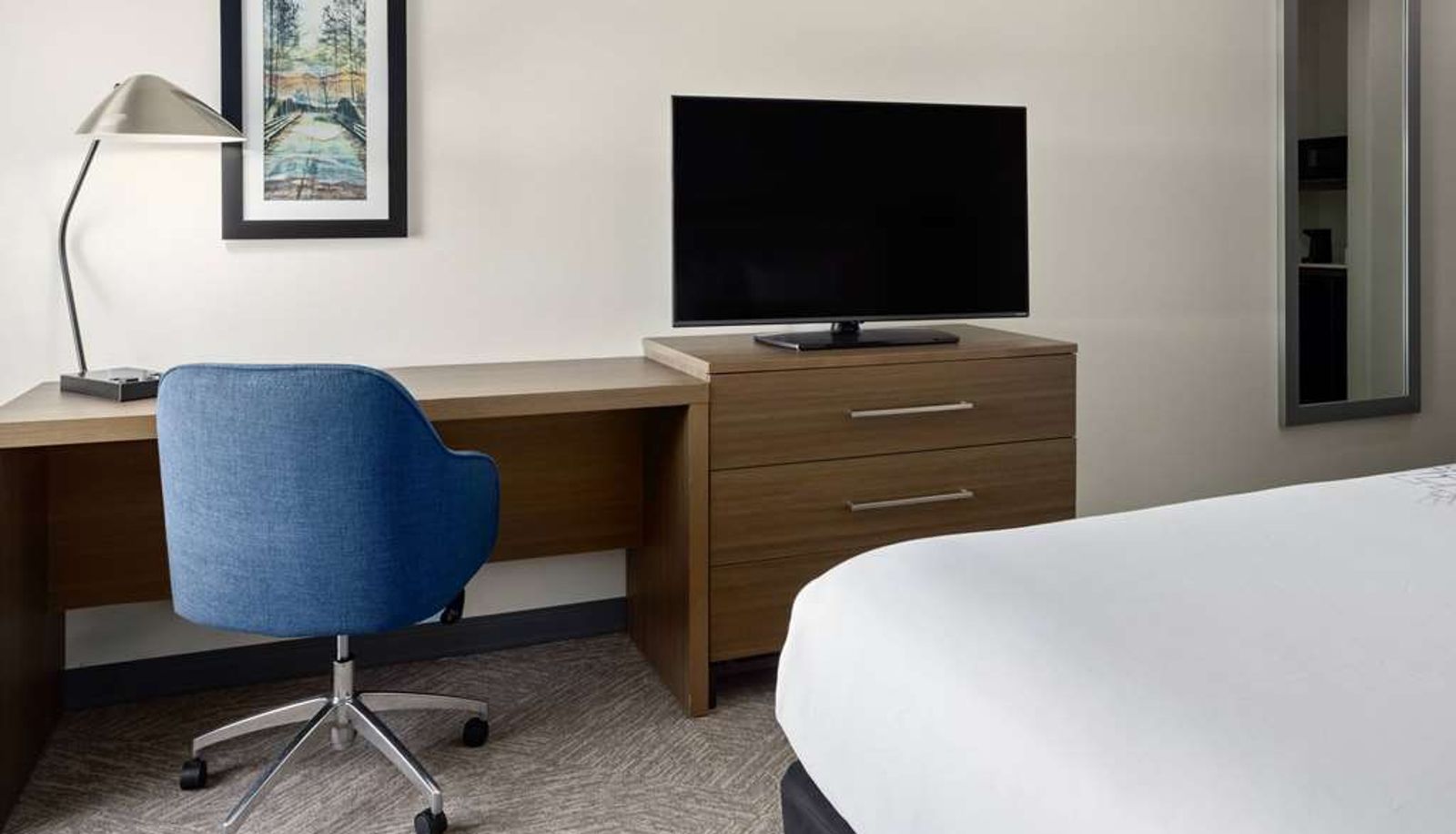 Zimmer - La Quinta Inn & Suites by Wyndham Locust Grove