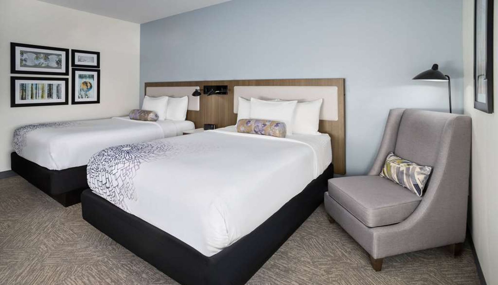 Zimmer - La Quinta Inn & Suites by Wyndham Locust Grove