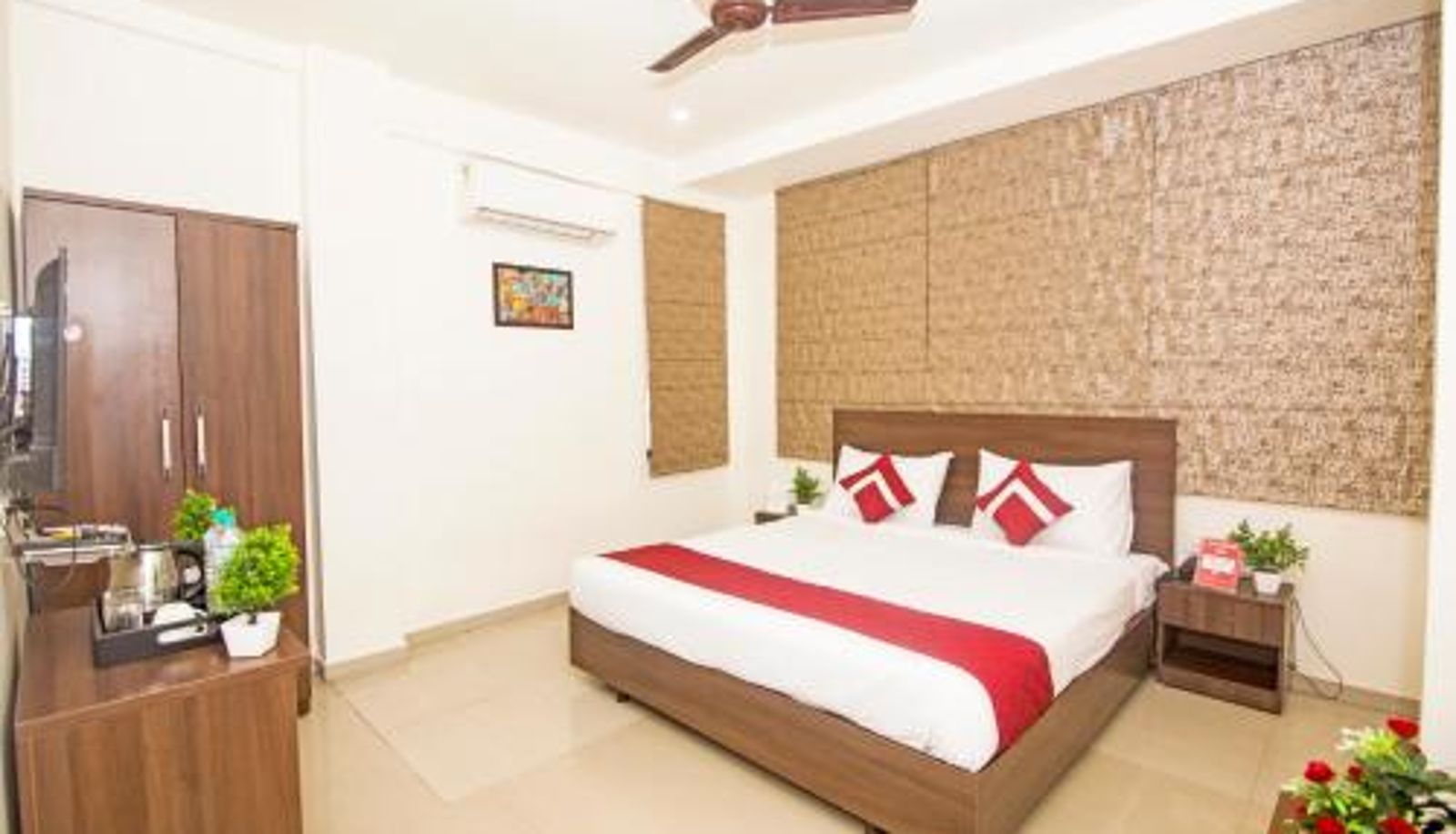Room - Octave Taj Palace