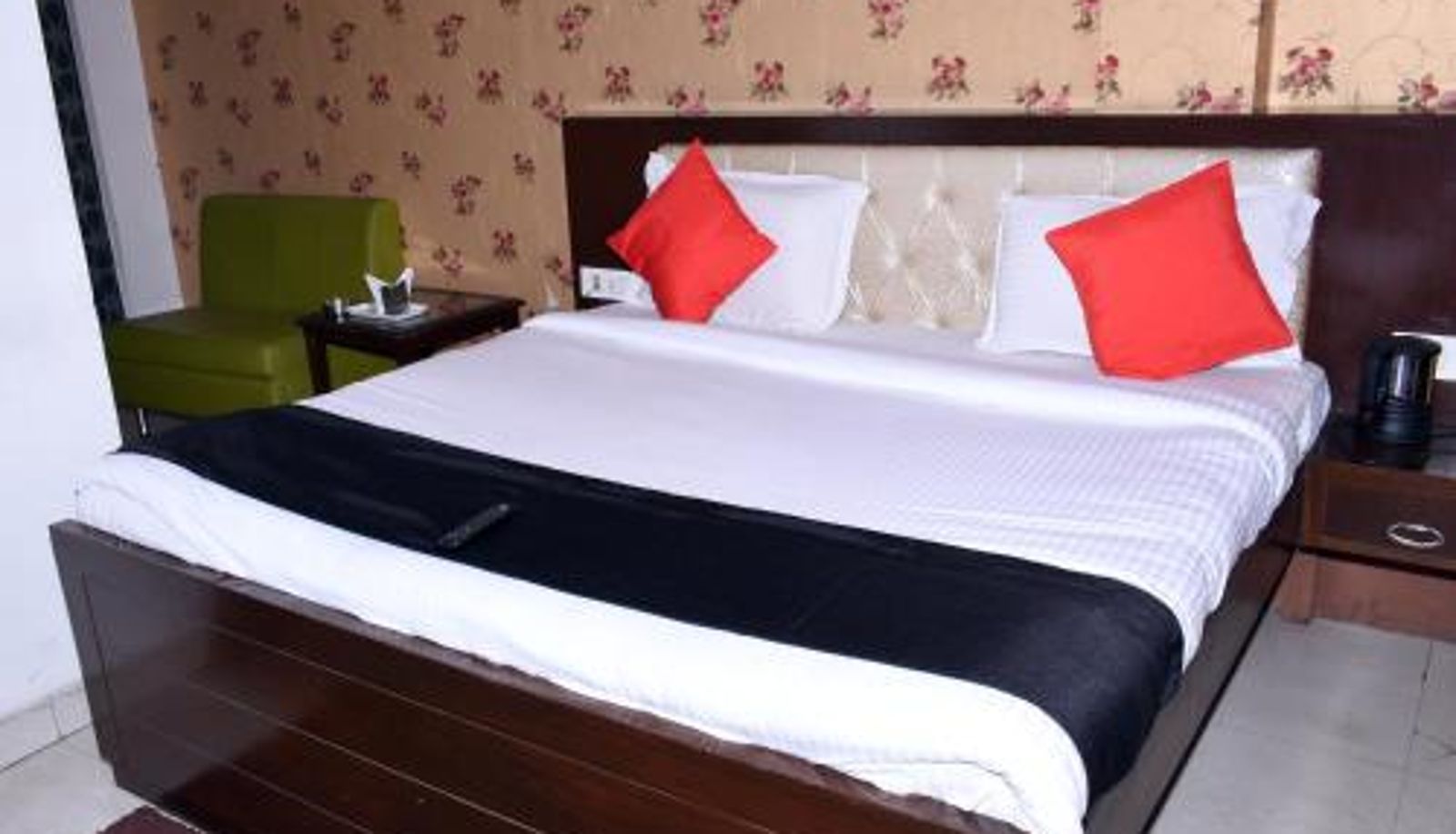 Pokój - Hotel Flora Inn