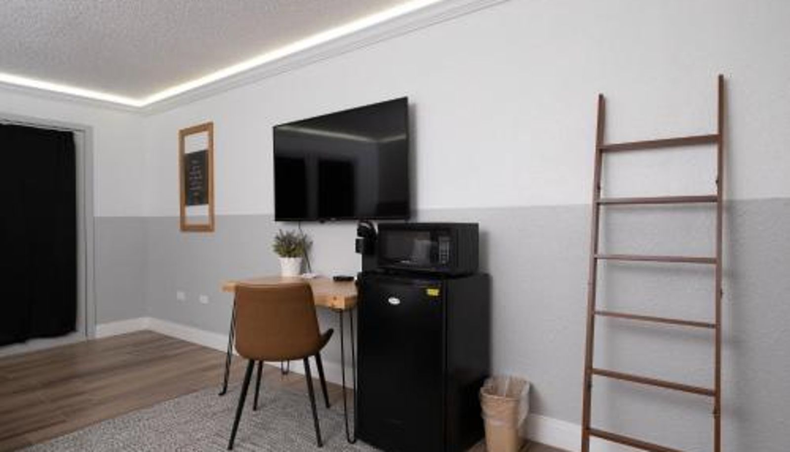 Info - Cactus Cove Inn and Suites