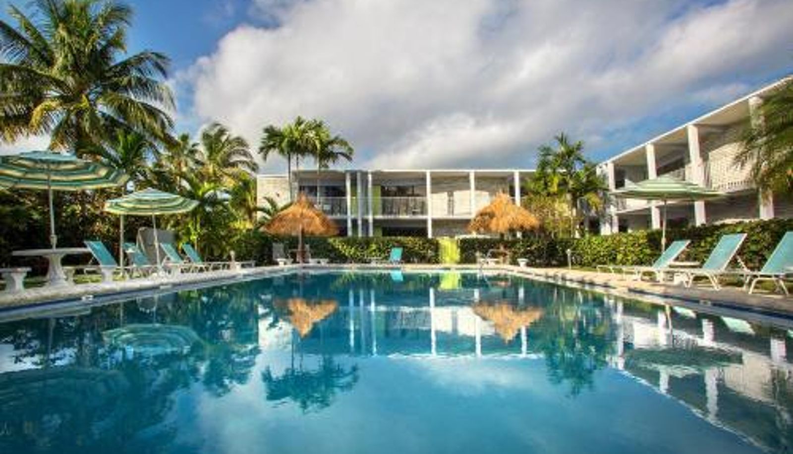 Pool - South Beach Place - Vero Beach
