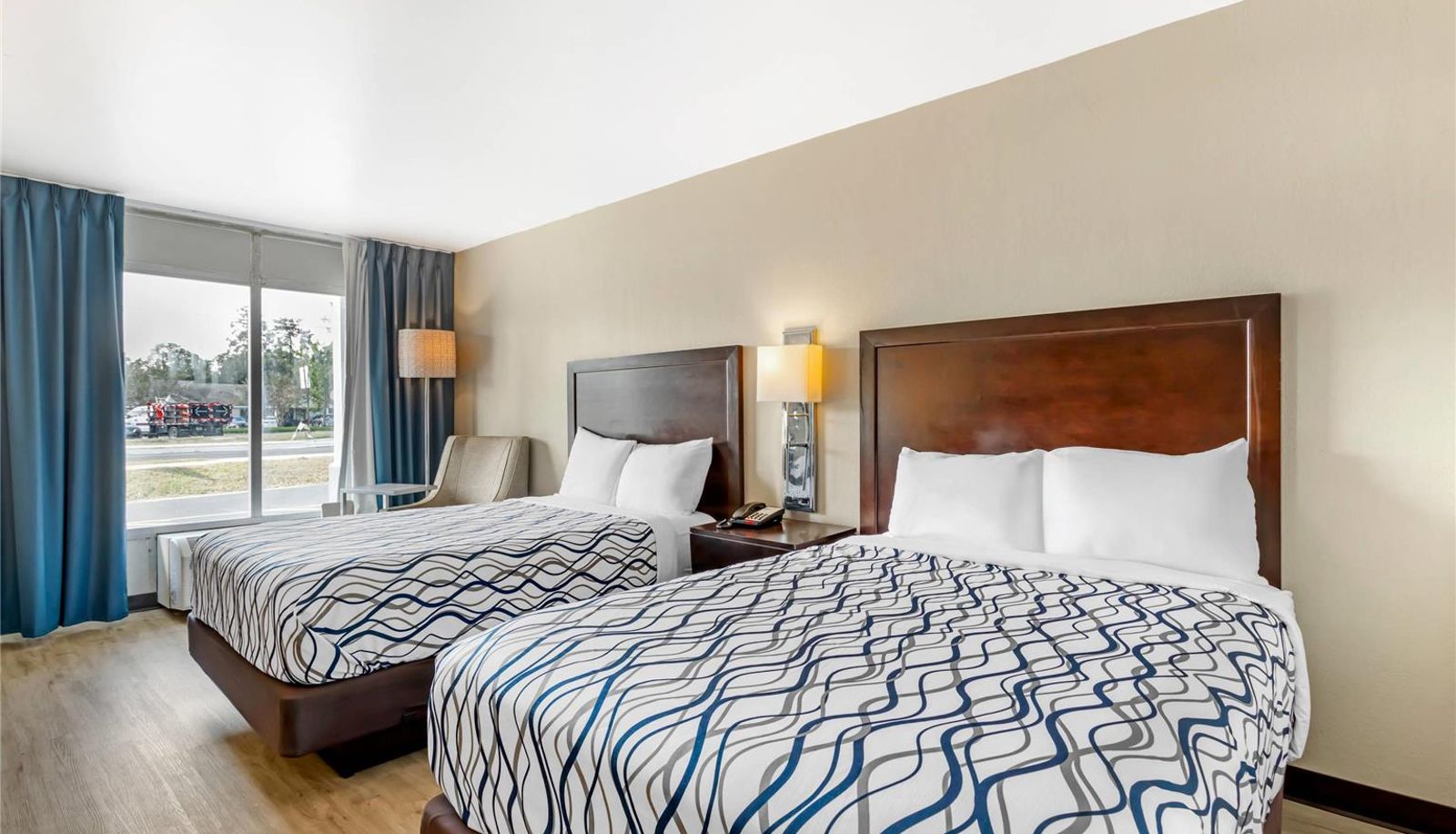Zimmer - Rodeway Inn Orange Park - Jacksonville near Naval Air Station