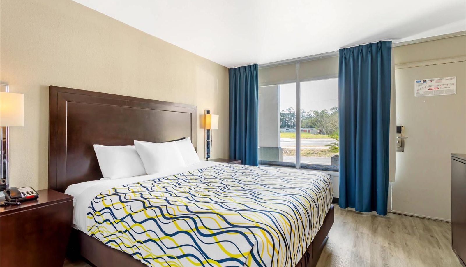 Zimmer - Rodeway Inn Orange Park - Jacksonville near Naval Air Station