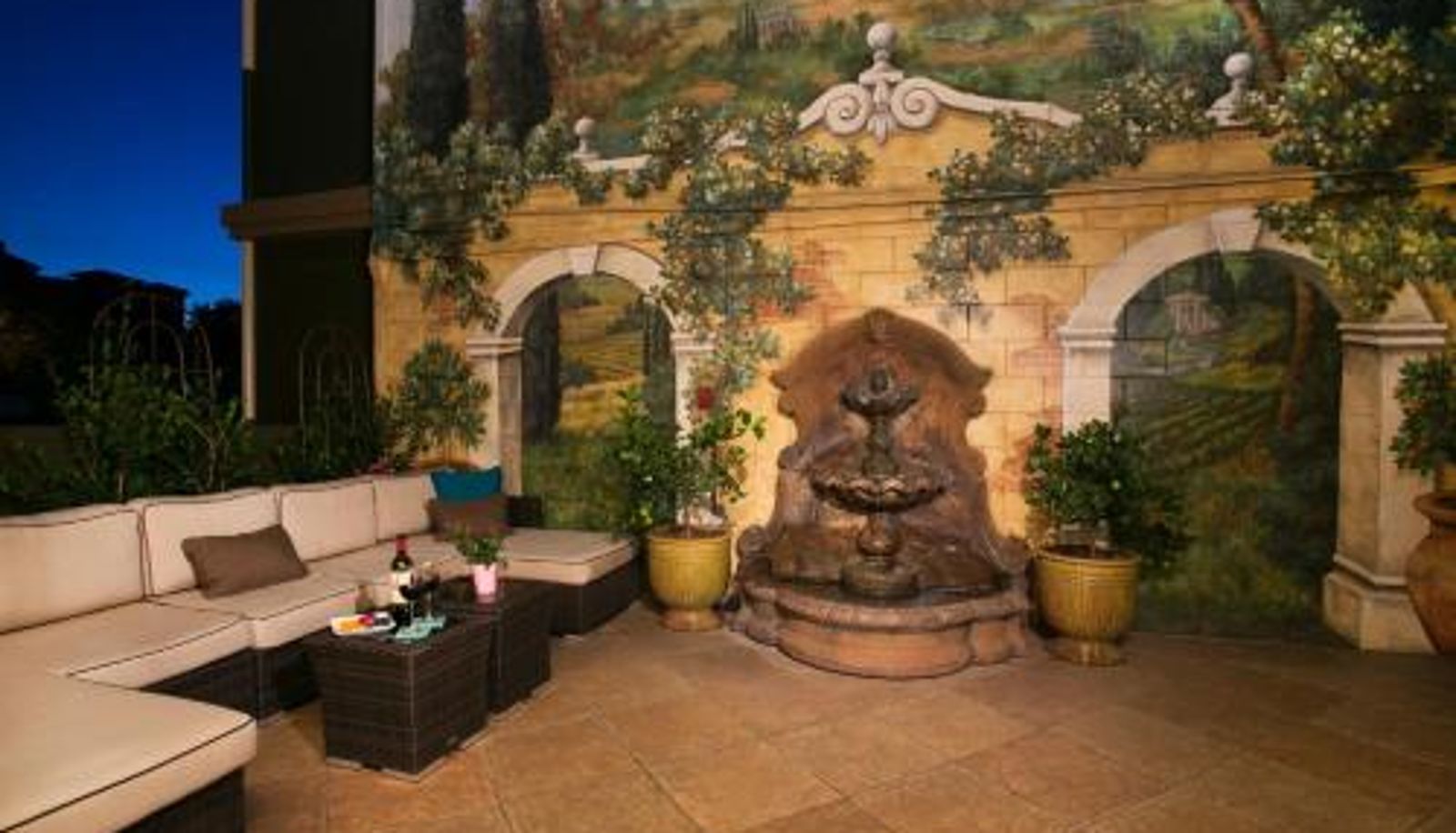Info - The Dylan Hotel at SFO