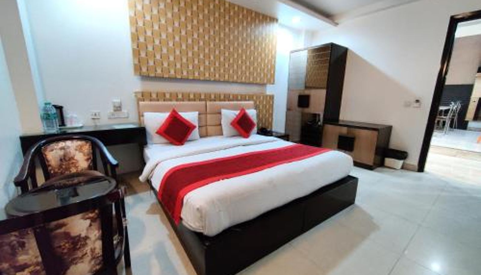 Info - Hotel Delhi Pride at Karol Bagh