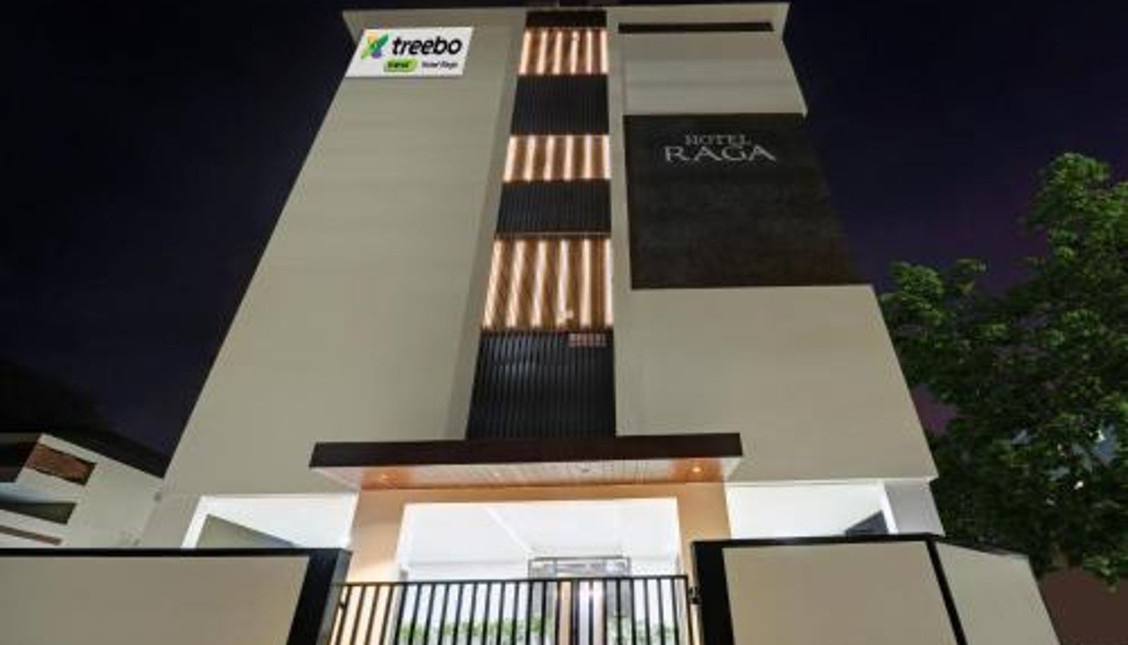 Hotel outdoor area - Treebo Raga
