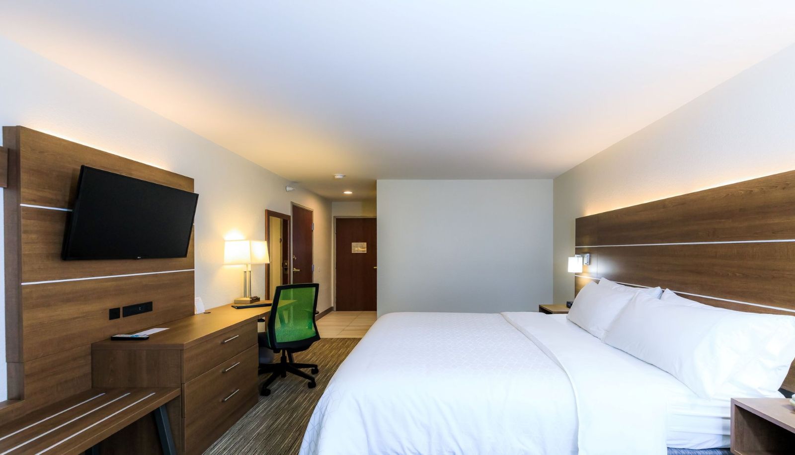 Camera - Holiday Inn Express OSAGE BCH - LAKE OF THE OZARKS by IHG