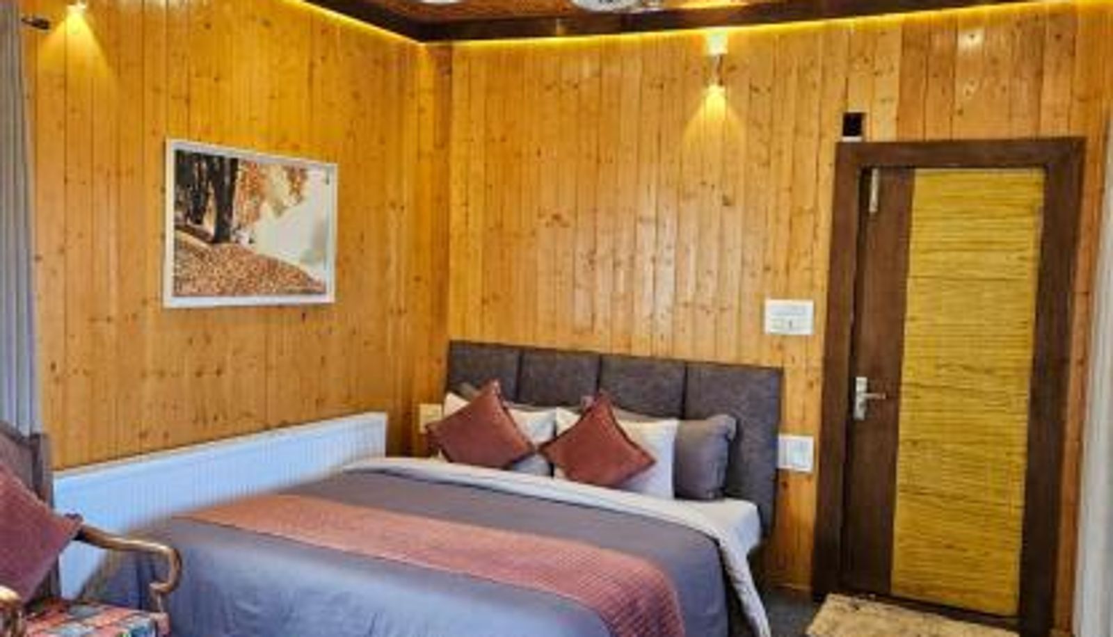 Info - Gulmarg Woods By Stay Pattern