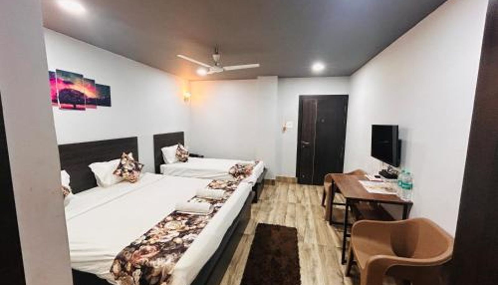 Chambre triple - JD Grand Inn