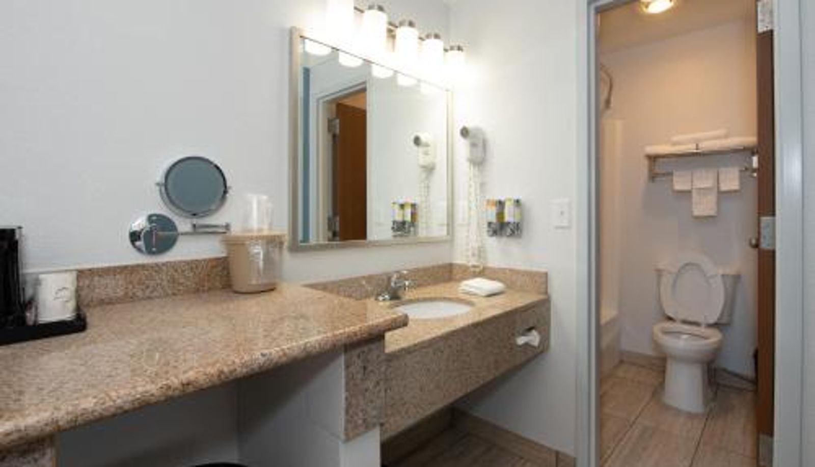 Salle de bain - Hotel Pommier Indianola
