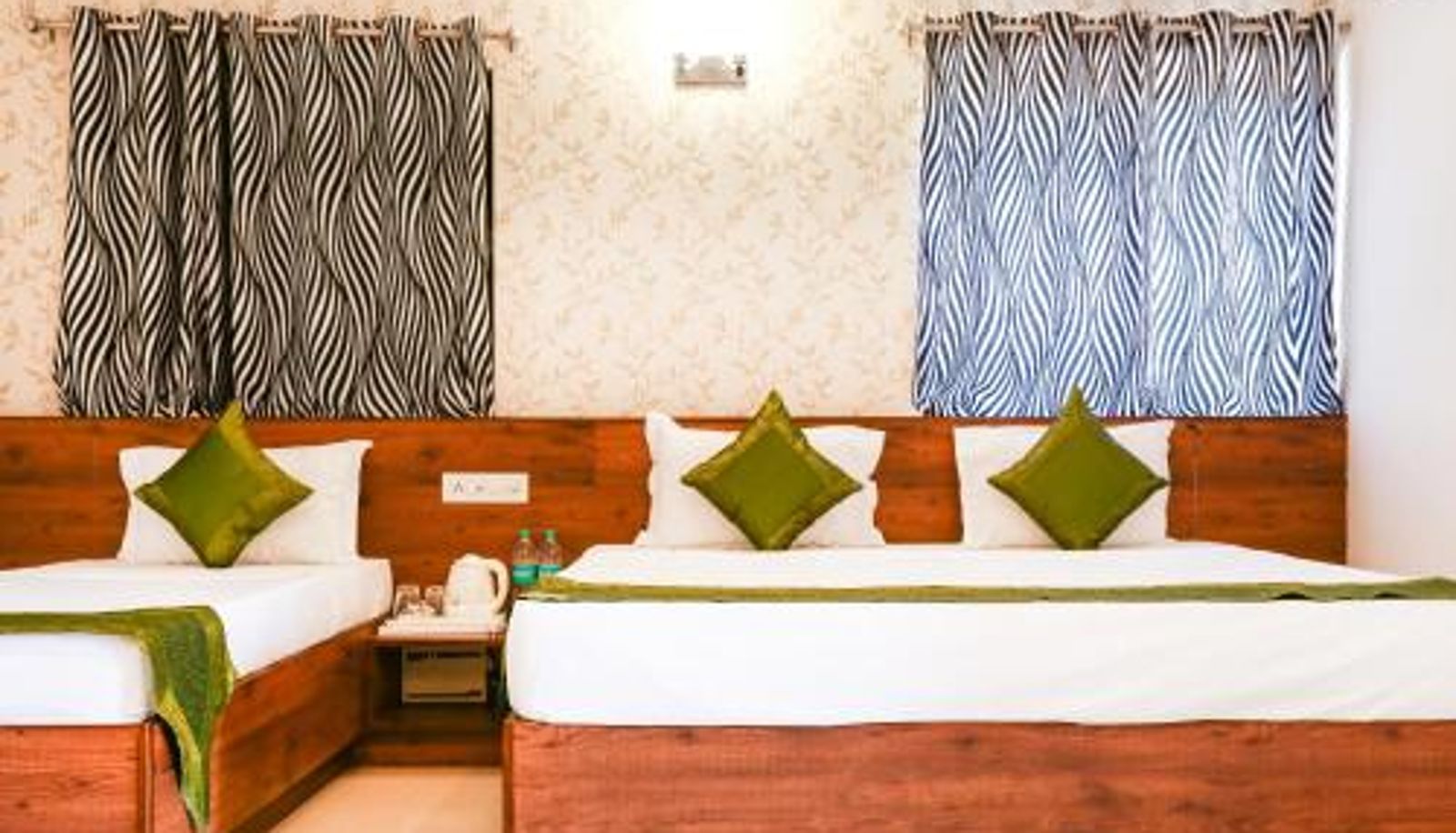 Room - University Road Deralakatte Treebo Comforts Inn