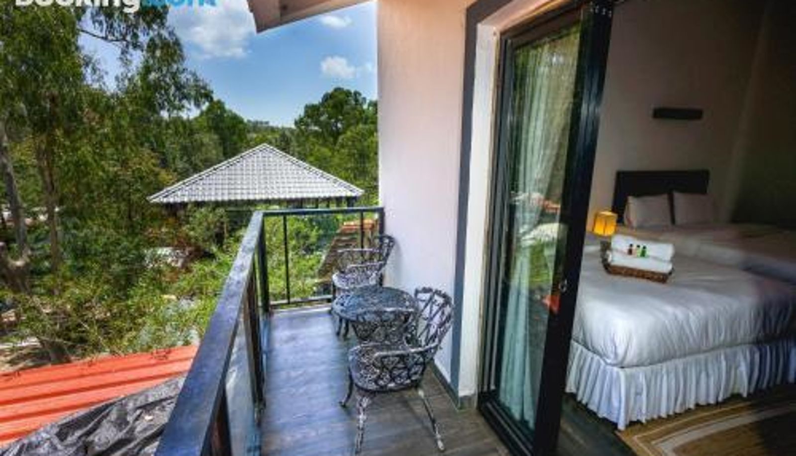Camera con balcone - Azalea Villa