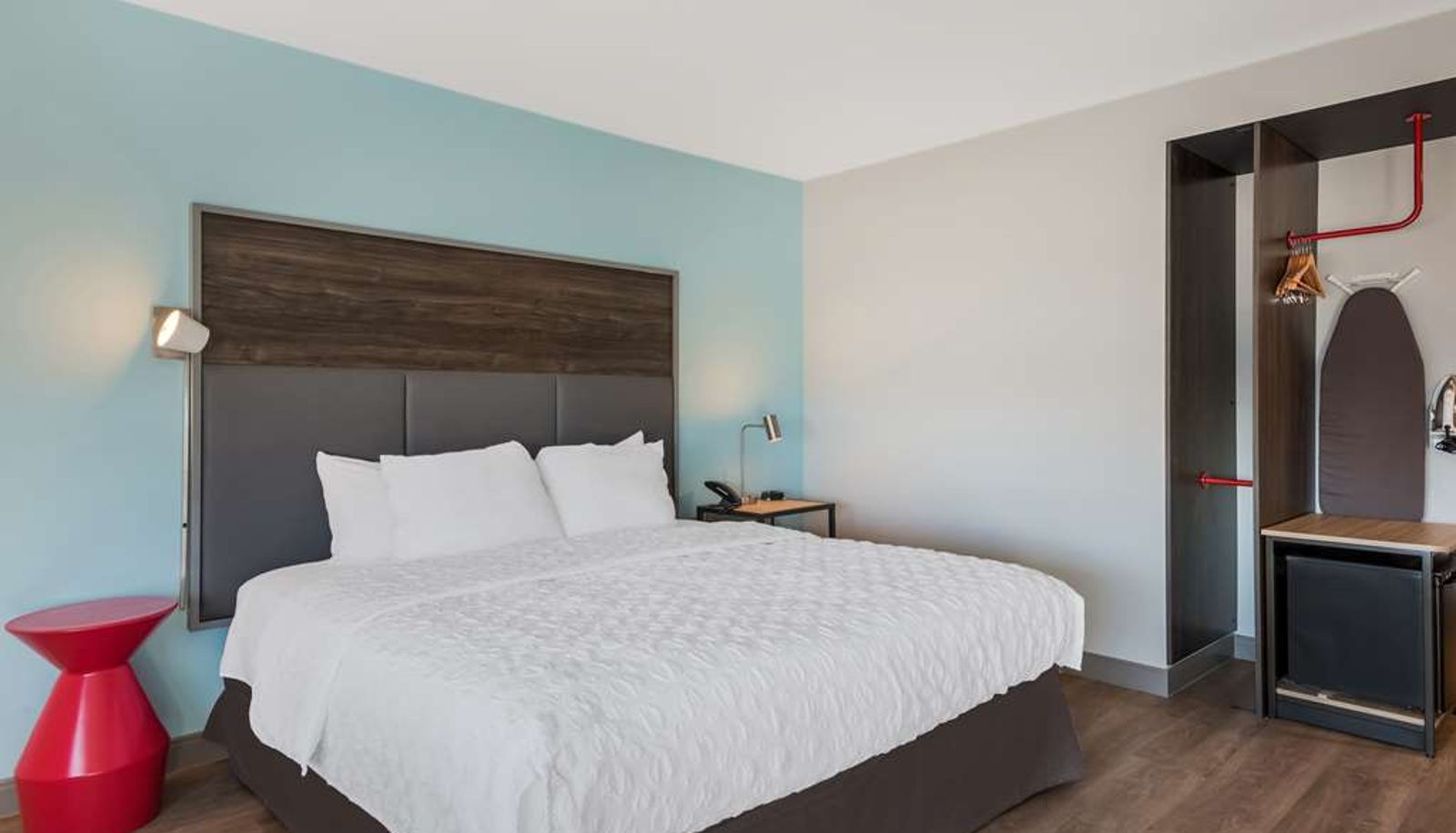 Room - Tru by Hilton Greensboro