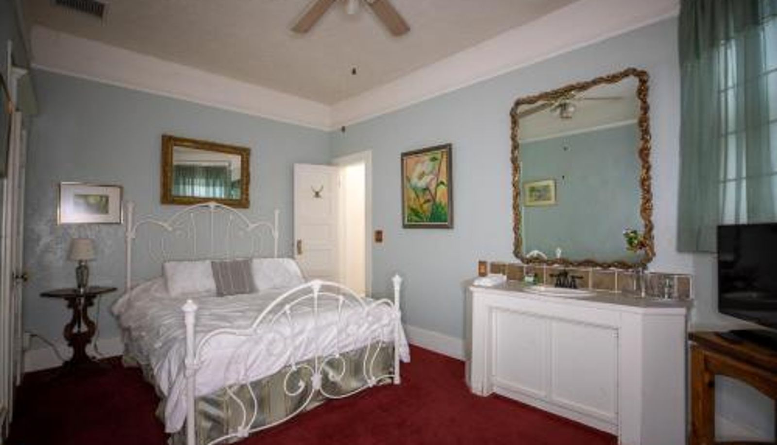 Info - and Music Venue  Saloon Bisbee Grand Hotel