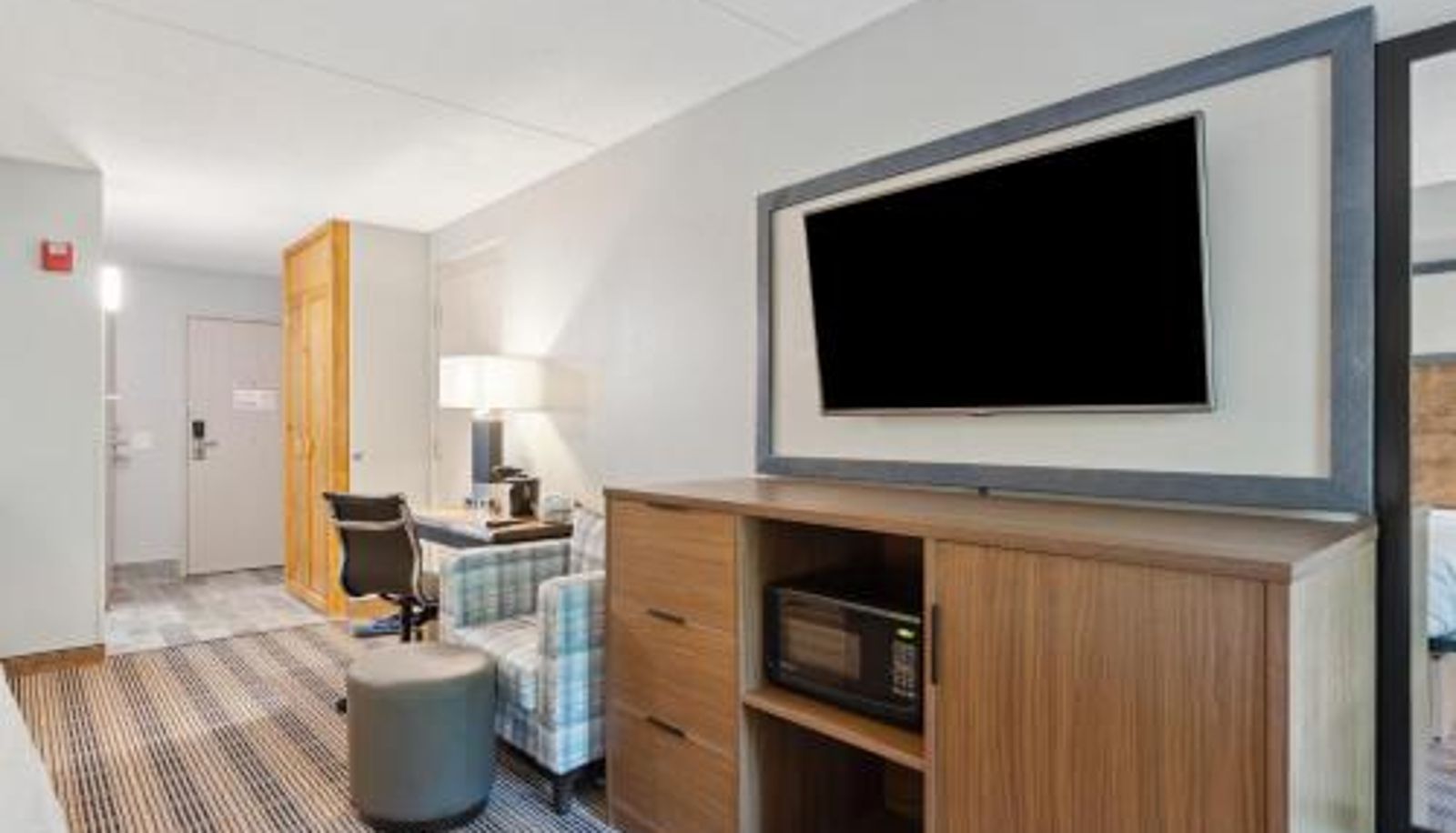 Standard room - AmericInn by Wyndham Wisconsin Dells