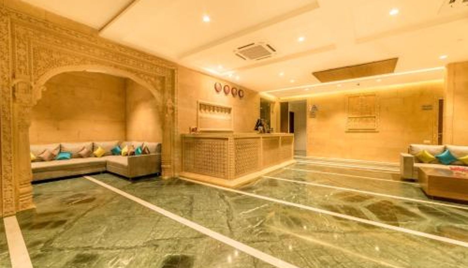 Reception - Hotel Antra Inn