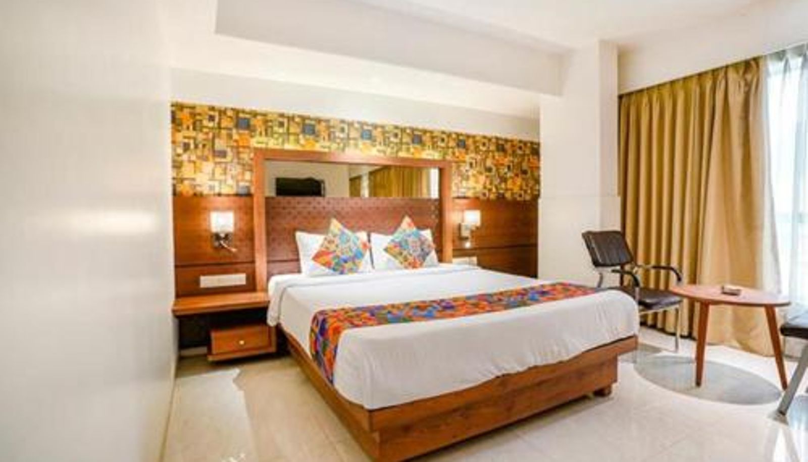 Pokój - SriKrishna Paradise Hotel Thane Navi Mumbai