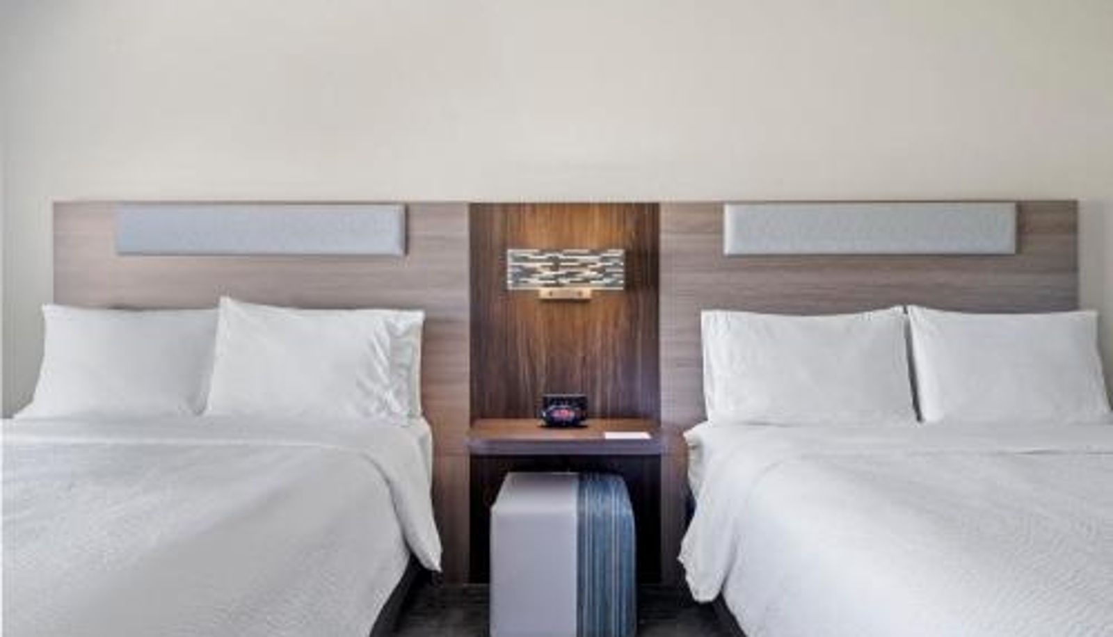 Room - Holiday Inn Express Tulsa South Bixby by IHG