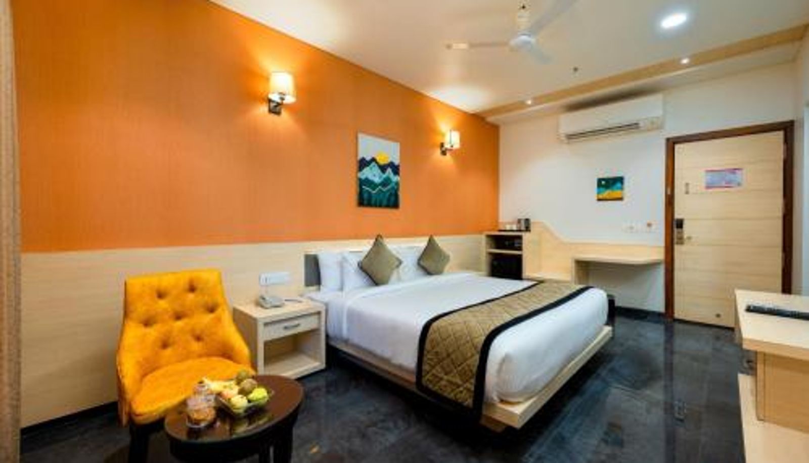 Kamer - Enrise By Sayaji Chhatrapati Sambhaji Nagar