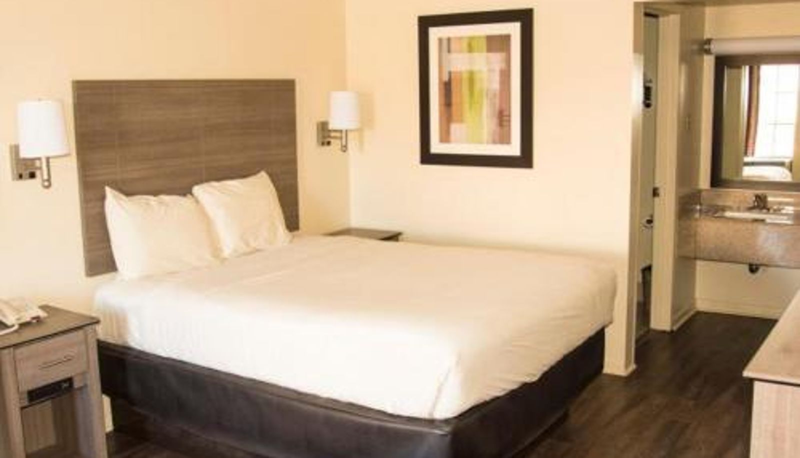 Camera standard - Exacta Inn