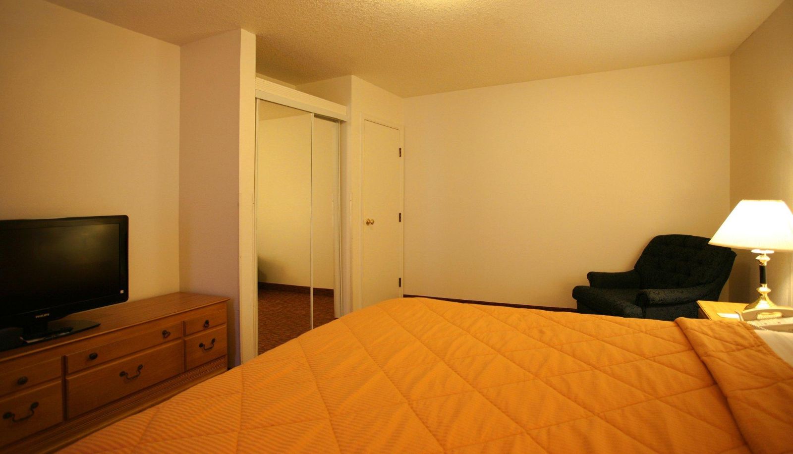 Room - San Mateo SFO Airport Hotel