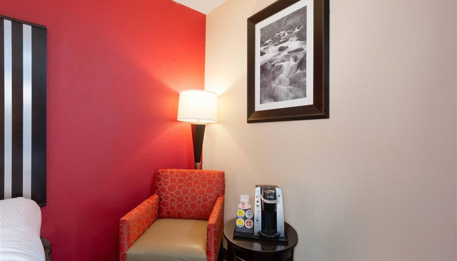 Zimmer - La Quinta Inn & Suites Summersville/New River National Park