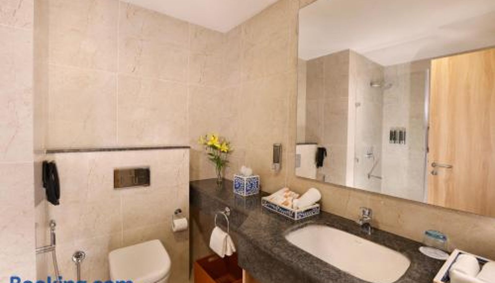 Chambre - EXPOINN SUITES AND CONVENTION