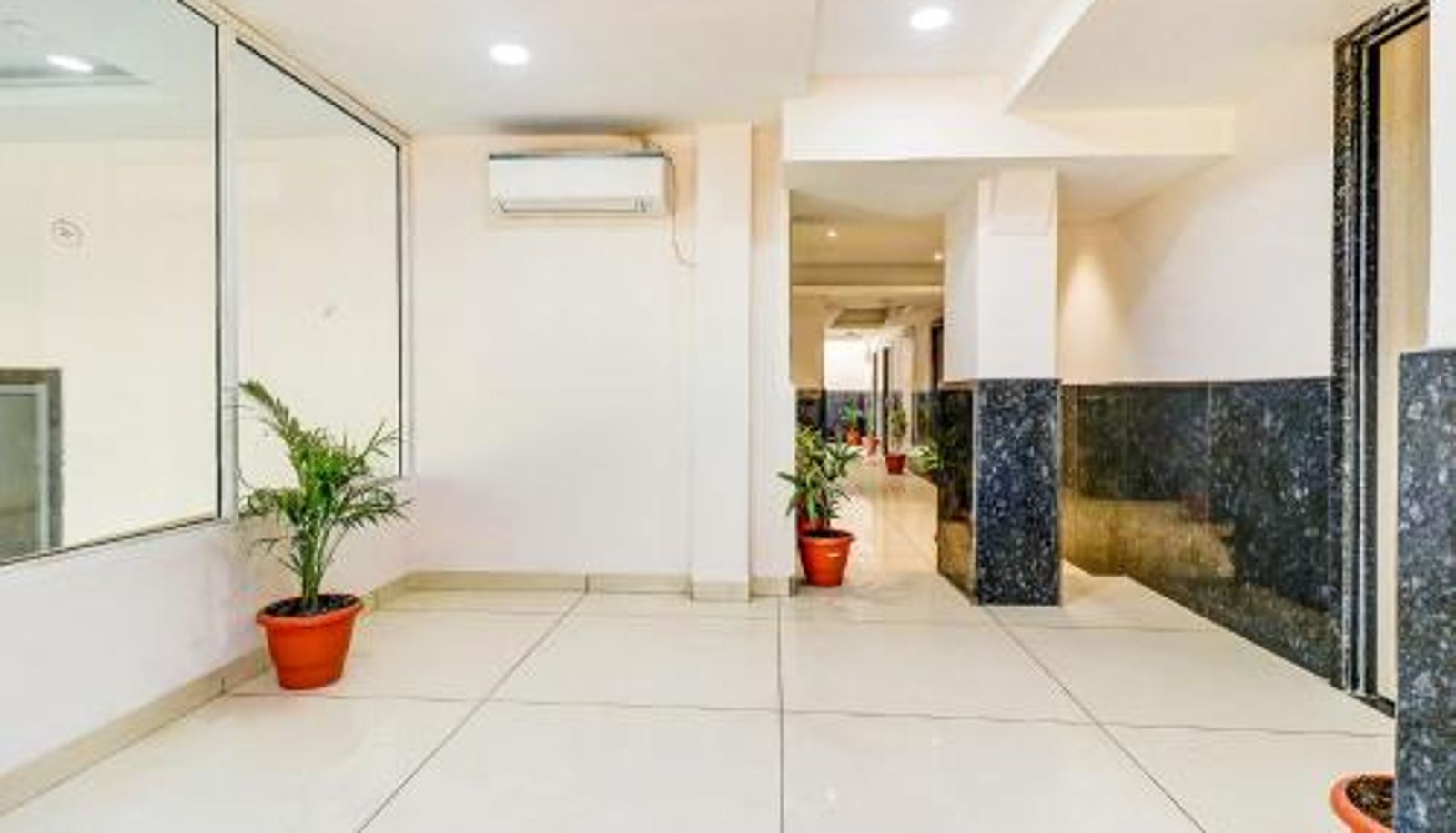 Reception - FabHotel Meera Palace