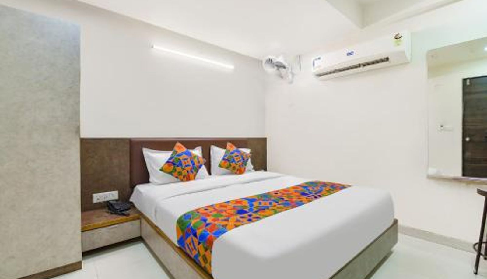 Room - FabHotel Crystal - Nr Odau Ring Road