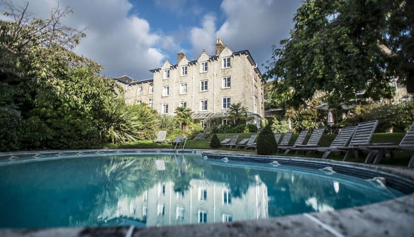 Piscina - The Royal Hotel