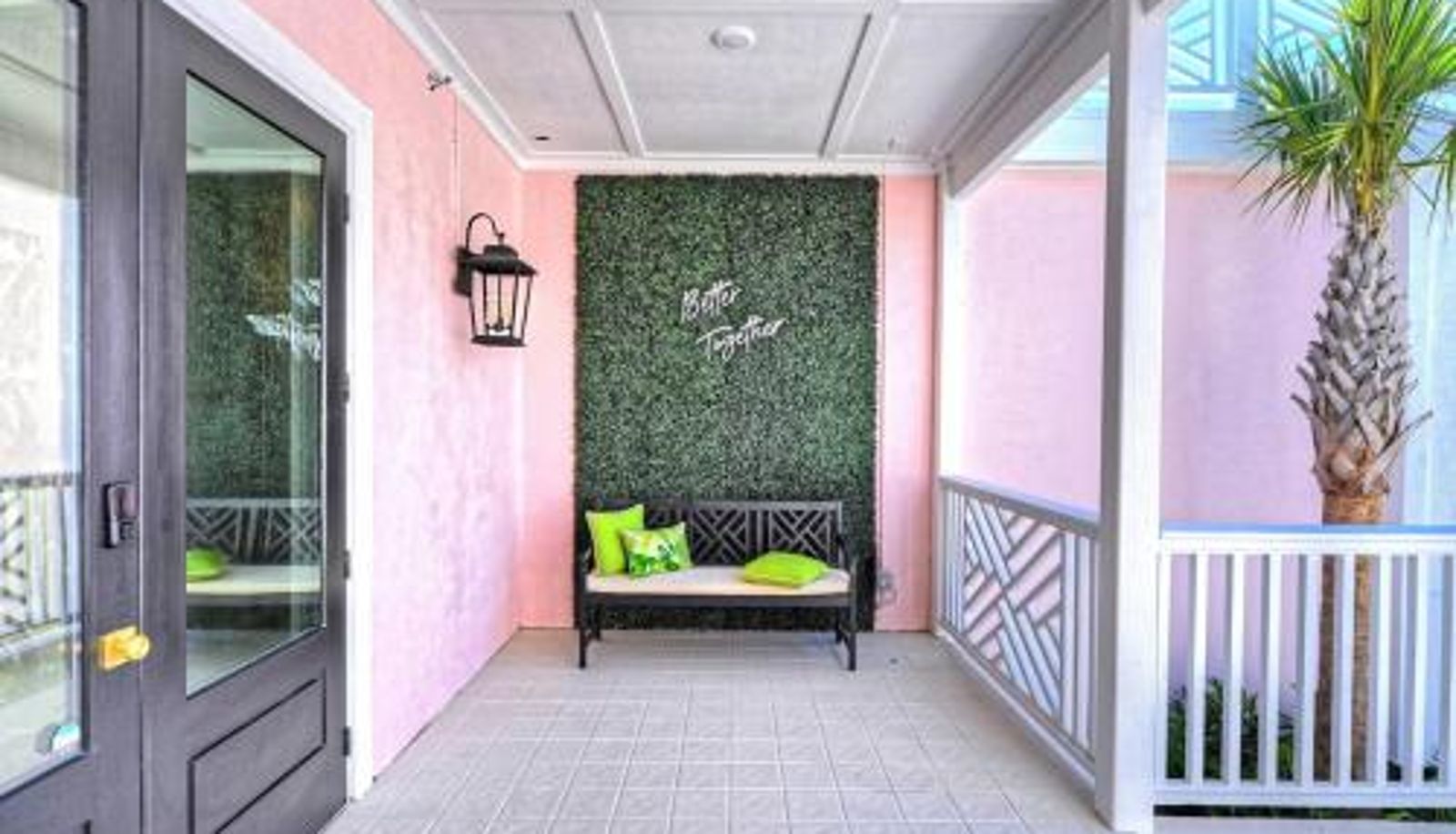 Info - The Oleander Hotel Room Number 3