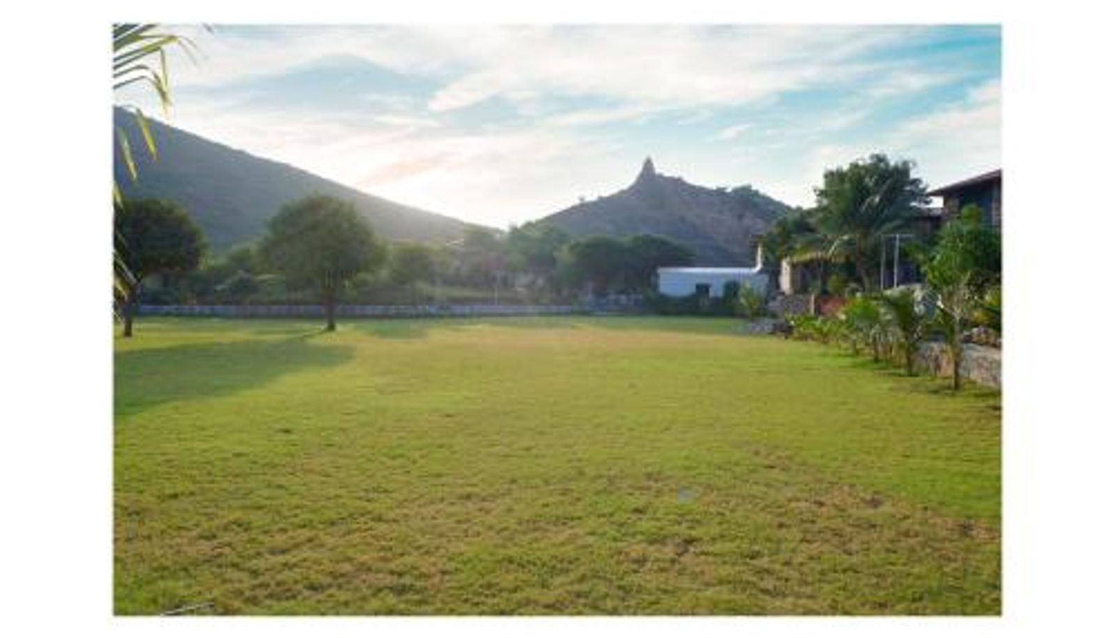 Informacje - The Divine Hills Resort Suites with Private Pool Near IIM Udaipur