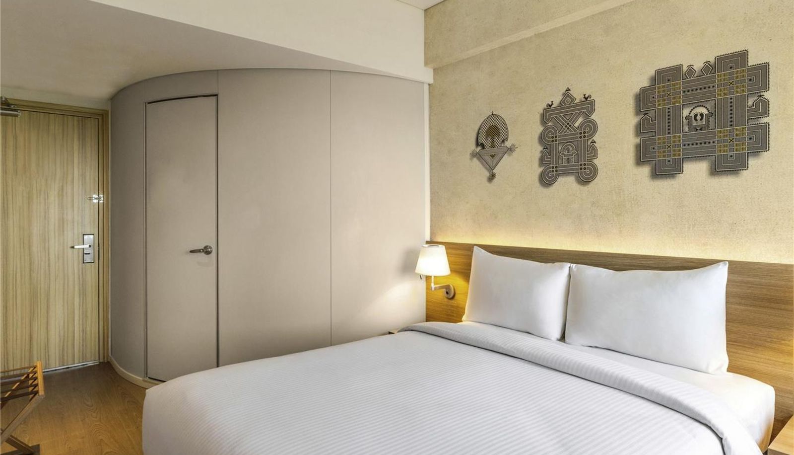 Zimmer - ibis Bengaluru Hebbal