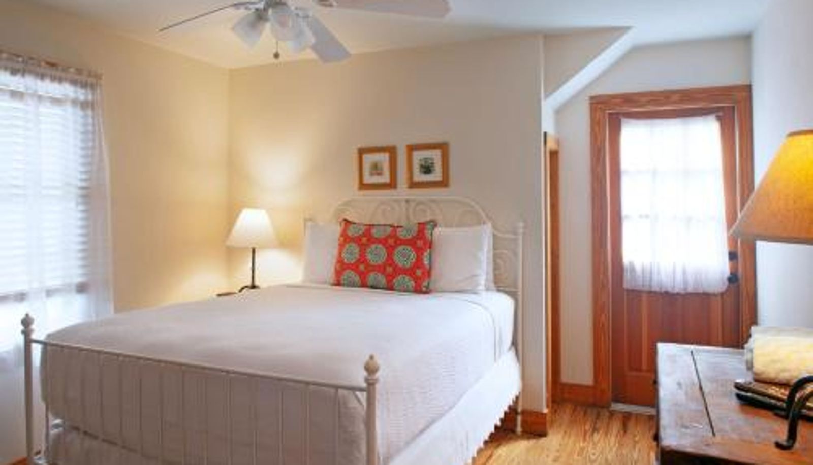 Suite - Island City House