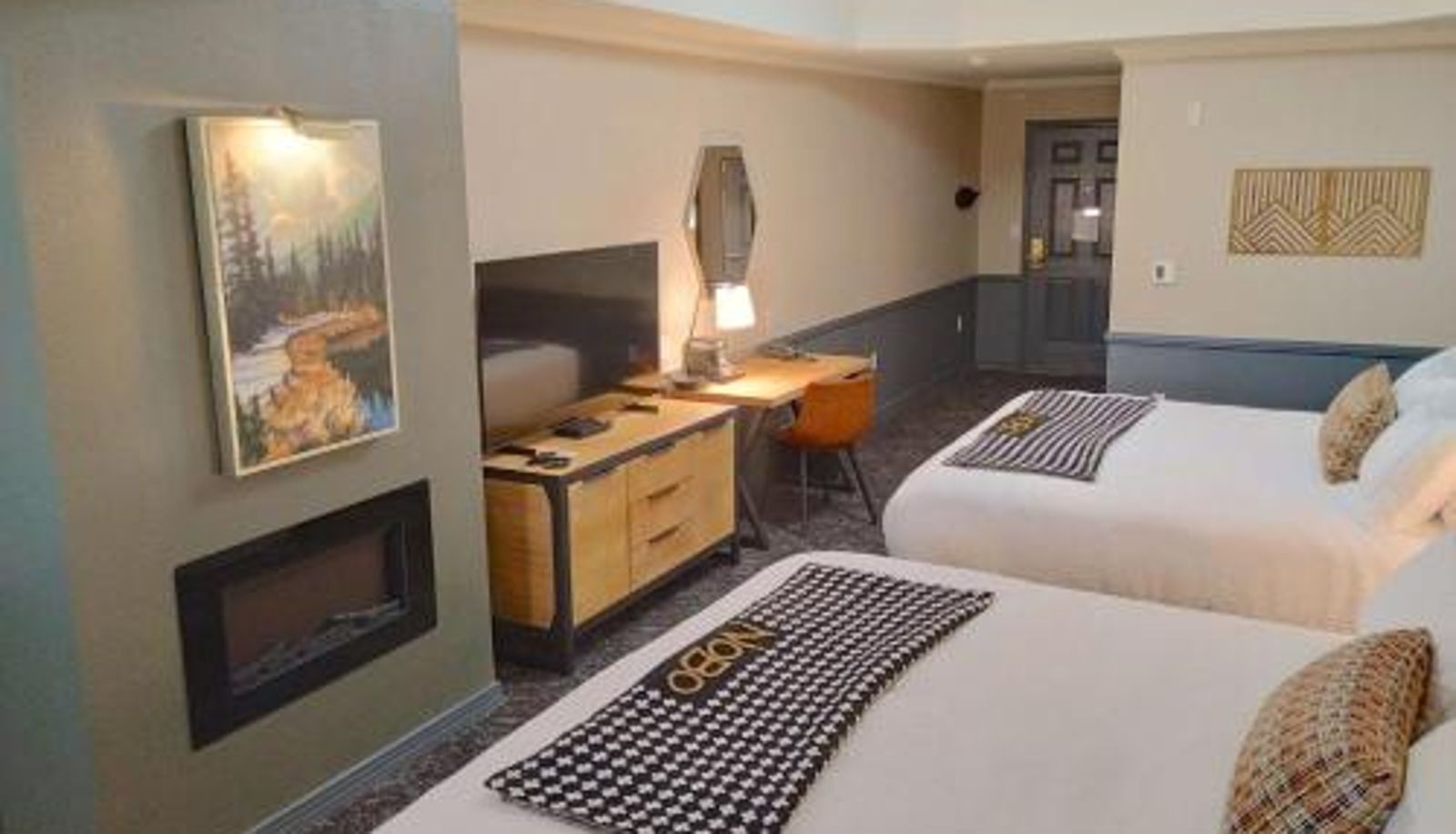 Zimmer - Hotel NoBo Cascade Tapestry Collection by Hilton