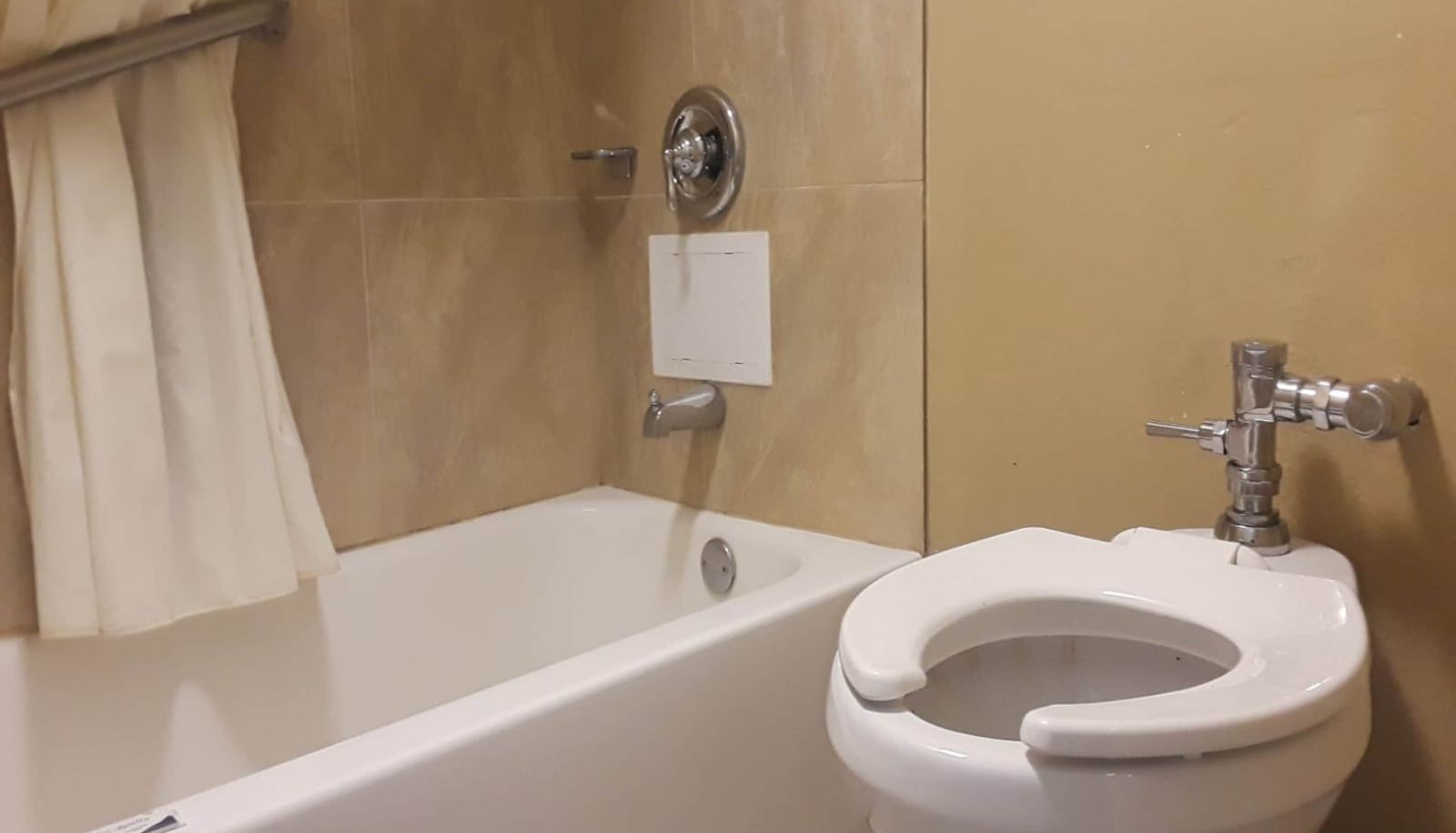 Kamer - Downtown Tallahassee By OYO Budgetel Inn & Suites