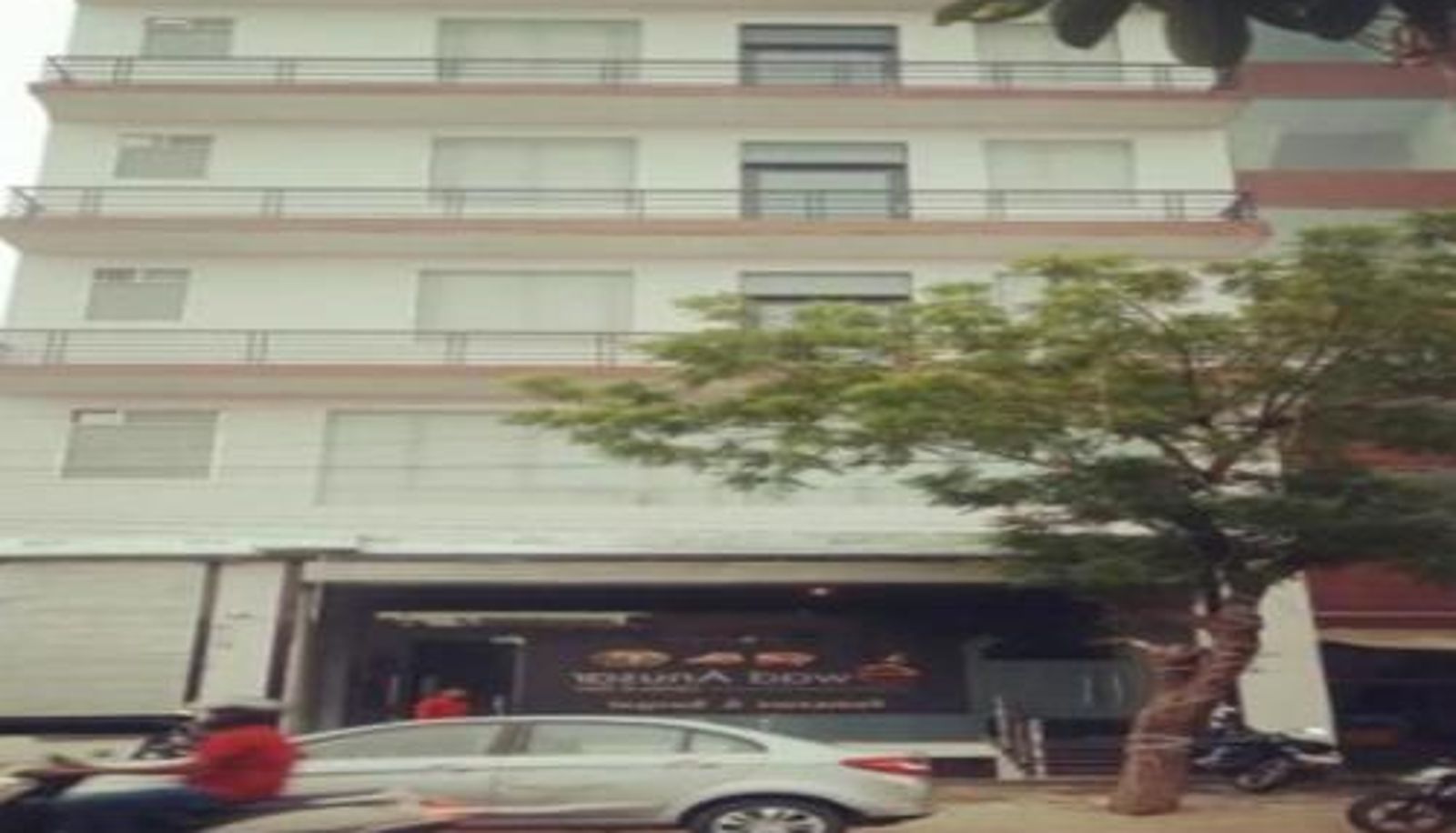 Buitenruimte van het hotel - Jaipur Grand By StayApart