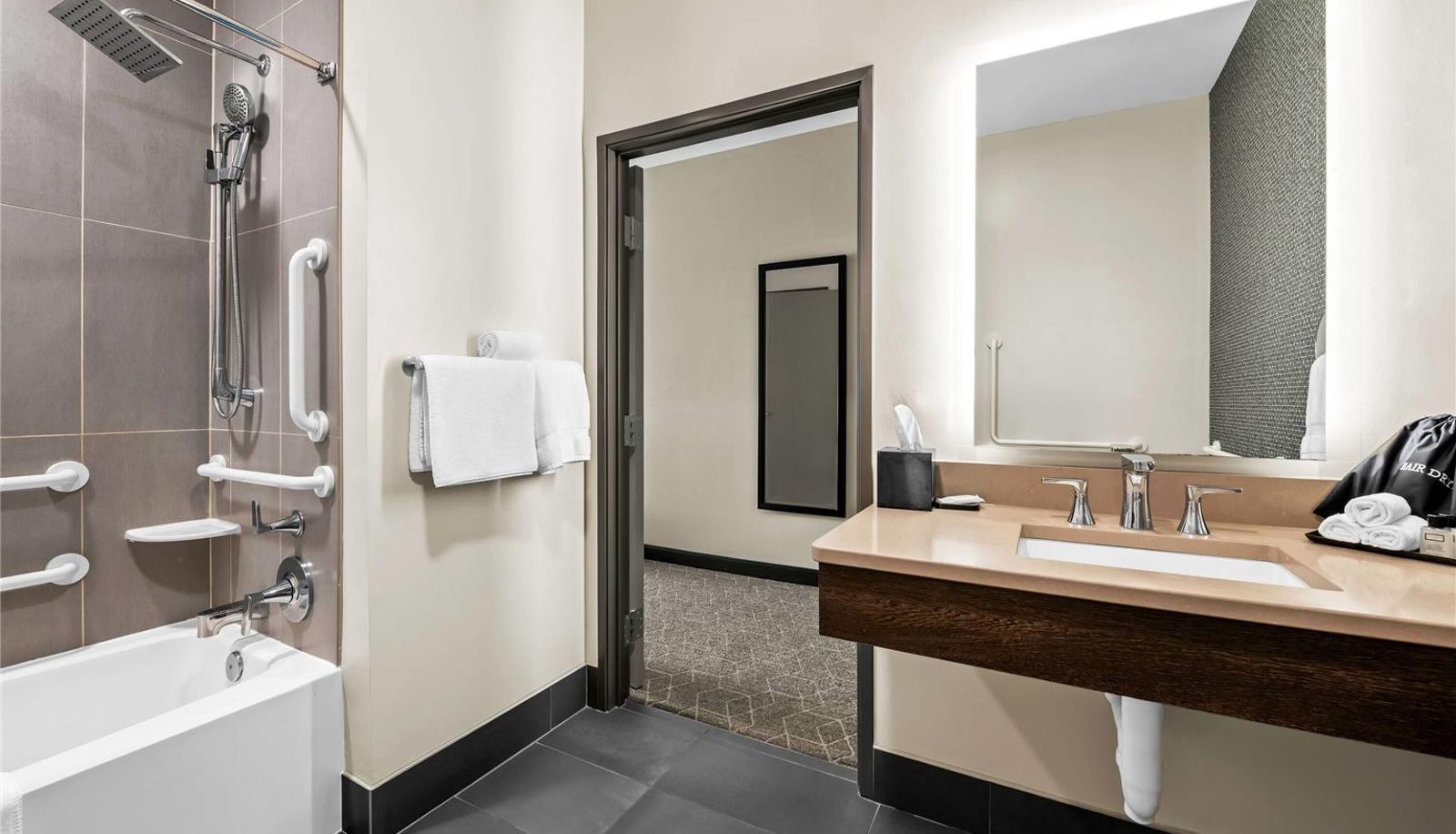 Zimmer - Running Aces Hotel & Casino Trademark Collection by Wyndham