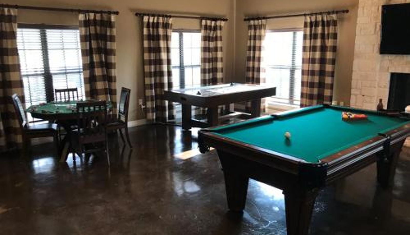 Info - The Lodge At Kenedy