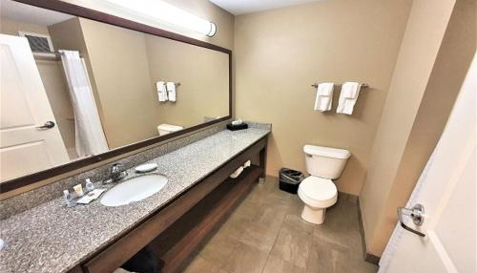 Standardzimmer - AmeriVu Inn and Suites - Chisago City