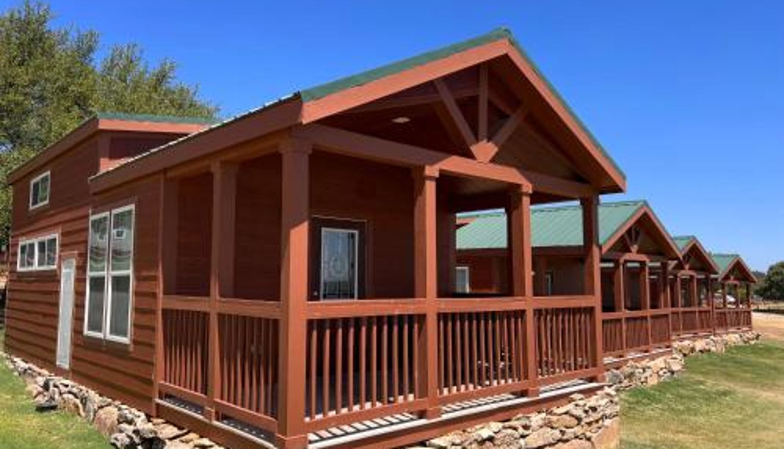 Standard room - The Hideout Golf Club & Resort