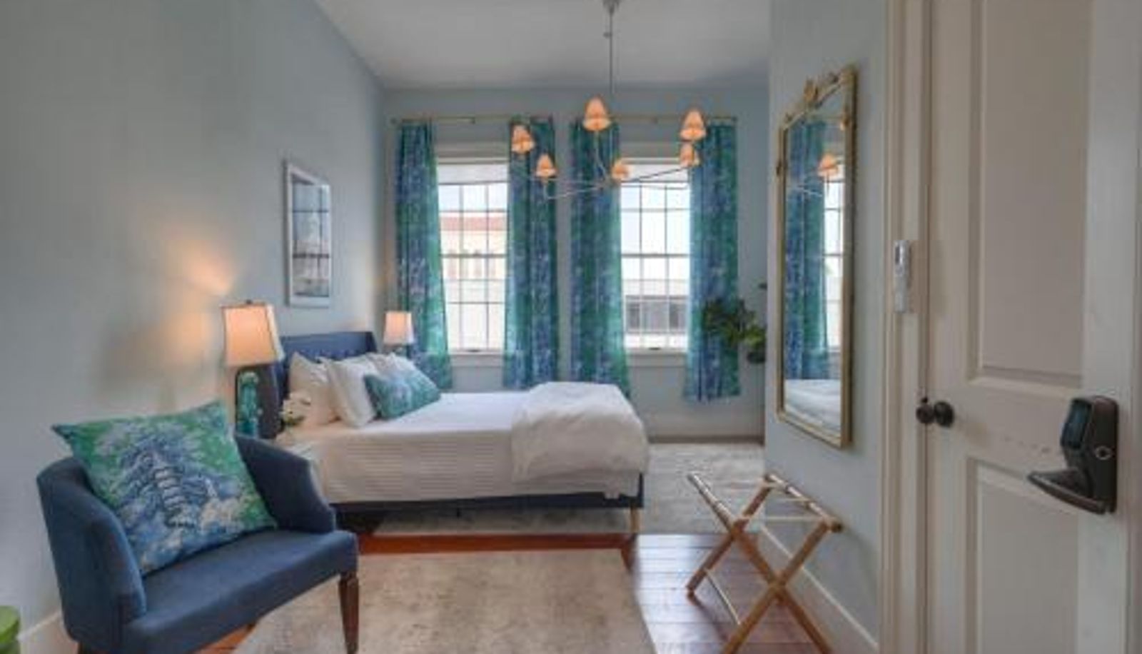 Info - Sugars Inn Room 4 Historic NOLA Charm in Downtown Galveston