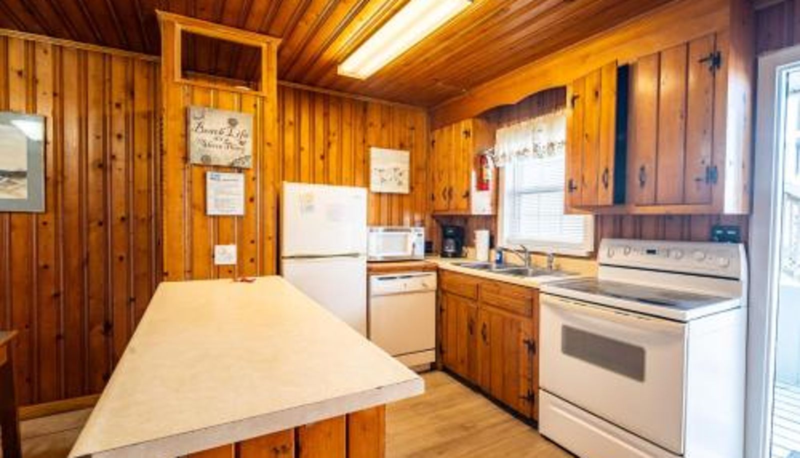 Apartment - Atlantic Winds Condos