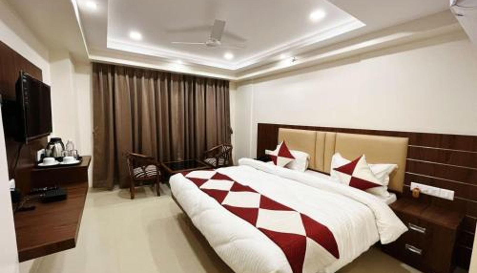Info - Hotel MK Grand