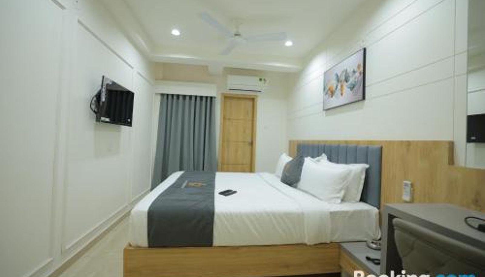 Room - Hotel Shayan Inn