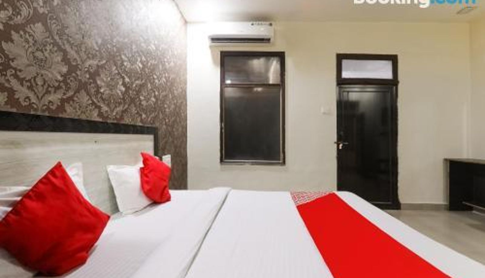 Dreibettzimmer - OYO Hotel Samrat