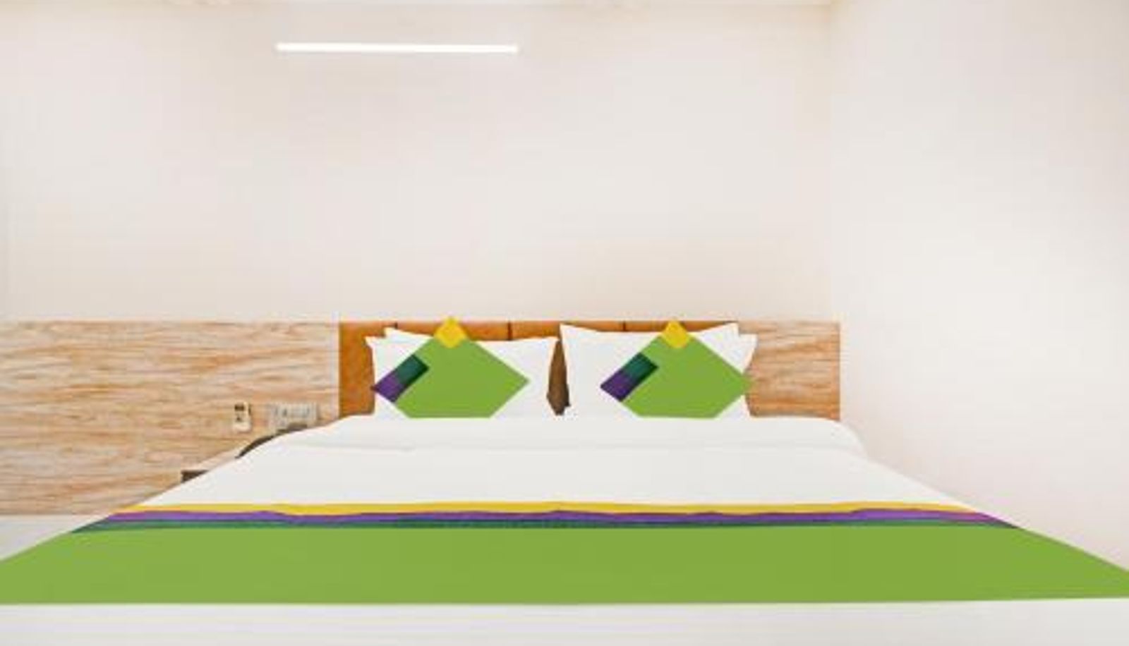 Room - Treebo Paras Raj Near City Palace